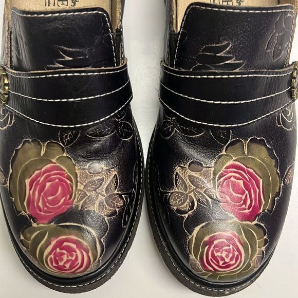 L' Artiste ComfiCute Black Floral Leather Slide Mules- Size 36 (5.5/6) - Picture 5 of 16